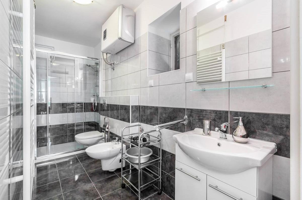 Aurora Apartament Pomer